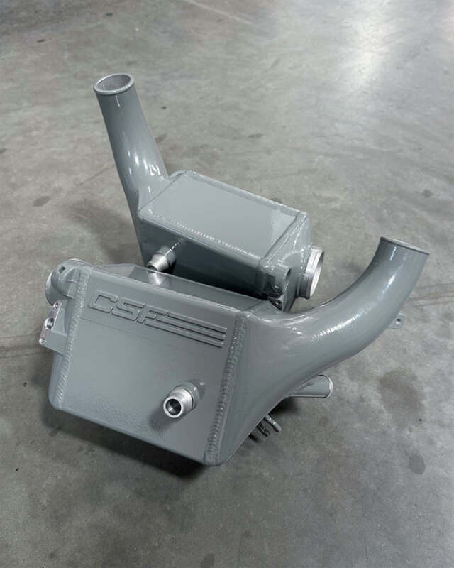 CSF 2025+ BMW G90 M5 / G99 M5 Touring Charge Air Cooler - Nardo Grey