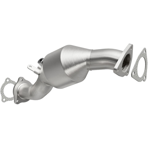 MagnaFlow Direct Fit Catalytic Converter 11-15 Audi Q7 V6 3.0L - 2.5in Pipe Dia 24.5in L