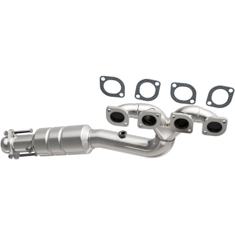 MagnaFlow Direct Fit Catalytic Converter 02-03 BMW 745i 4.4L D/S