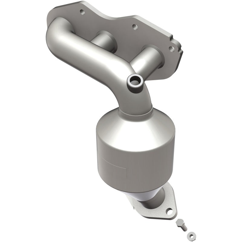 MagnaFlow Direct Fit Catalytic Converter 14-15 Toyota Highlander 3.5L Manifold