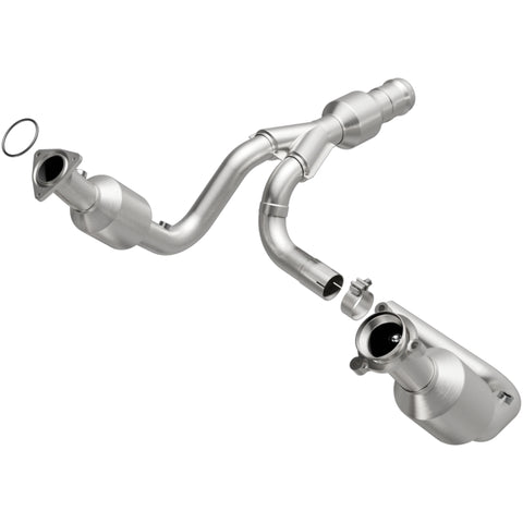 MagnaFlow Direct Fit Catalytic Converter 2015 GMC Yukon XL V8 6.2L