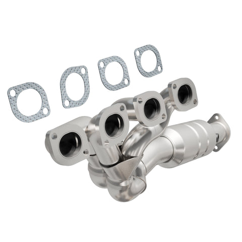 MagnaFlow Direct Fit Catalytic Converter 02-03 BMW 745i 4.4L