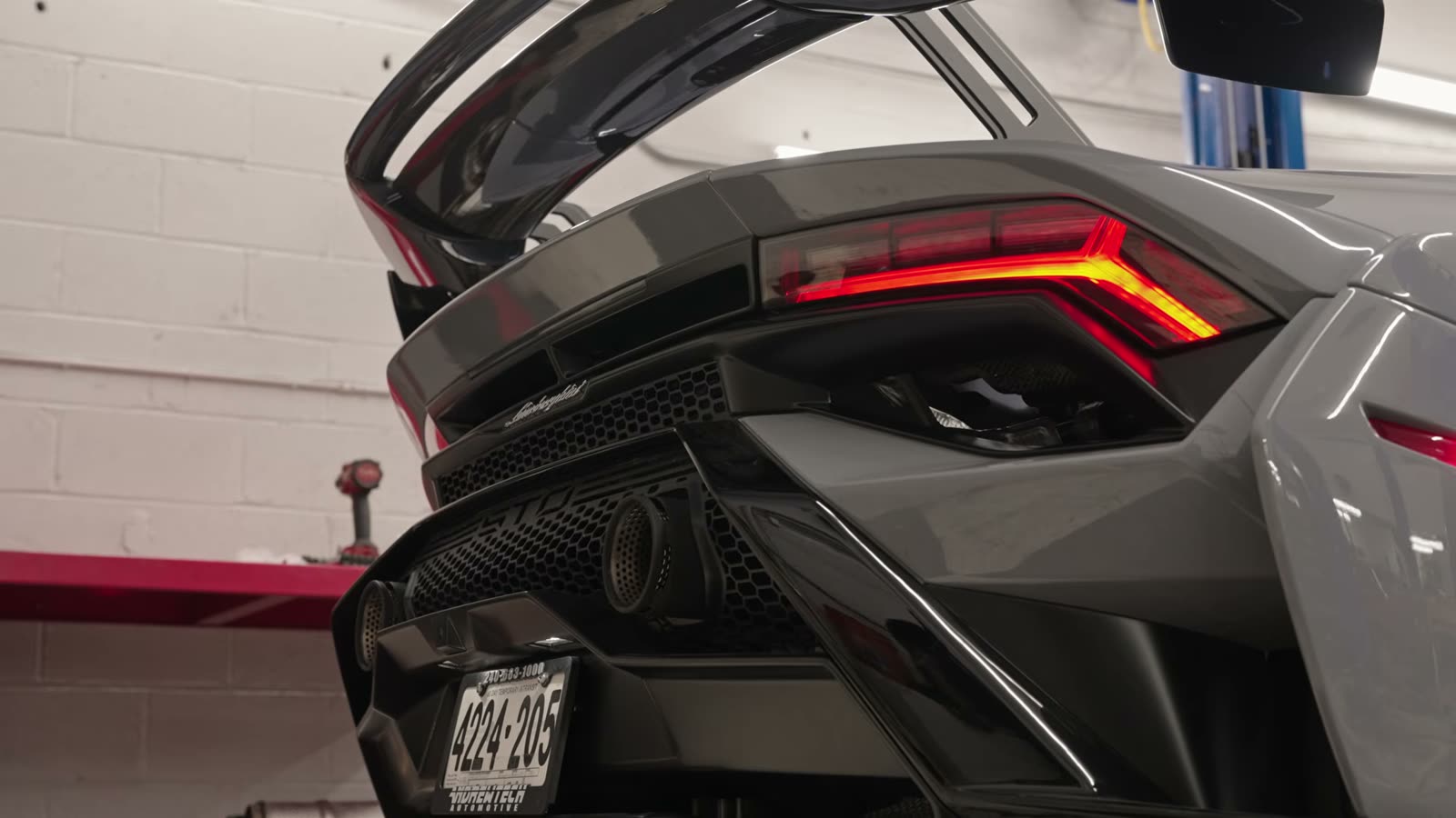 Huracan STO rear during the exhaust install